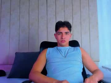Muichiro_Tokito1 Chaturbate stream image from January 25, 2025