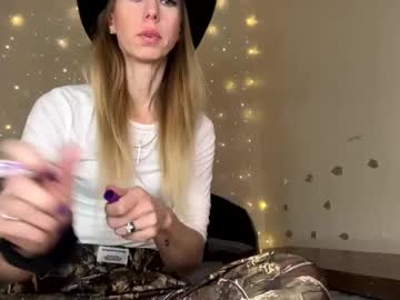 Mvpkrazydaizy Chaturbate stream image from January 25, 2025