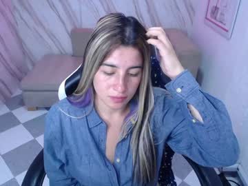 Valerie_B Chaturbate stream image from January 25, 2025