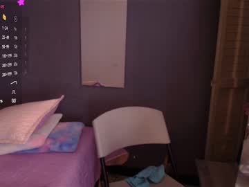 Alexa_Swan2 Chaturbate stream image from January 25, 2025
