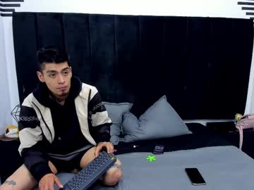 Polartattoo Chaturbate stream image from January 25, 2025