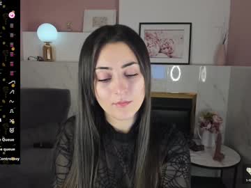 Kylie_Mellow Chaturbate stream image from January 25, 2025
