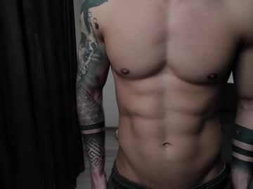 Richarddarell Chaturbate stream image from January 25, 2025