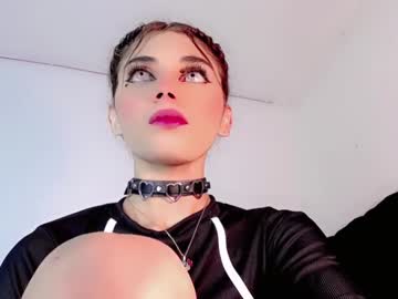 Cristinadollsex Chaturbate stream image from January 25, 2025