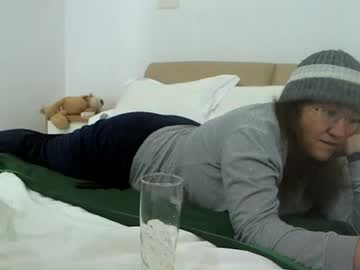 Starlagurl Chaturbate stream image from January 25, 2025