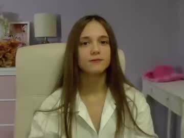 Emilly_Lust99 Chaturbate stream image from January 25, 2025
