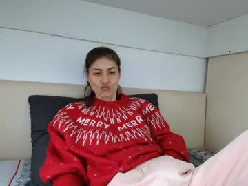 Karladreamssex Chaturbate stream image from January 25, 2025
