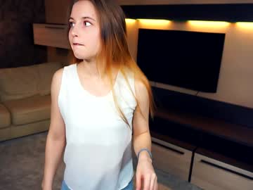 Peggybuskey Chaturbate stream image from January 25, 2025