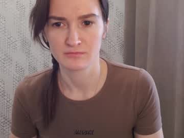 Pineapple__Mood Chaturbate stream image from January 25, 2025