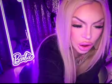 Plasticfuckdoll Chaturbate stream image from January 25, 2025