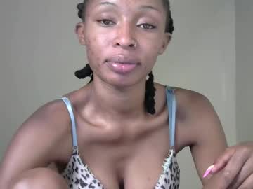 Thotiana007 Chaturbate stream image from January 25, 2025