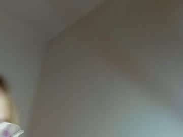Whitepumaari Chaturbate stream image from January 25, 2025