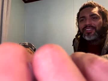 Wolfsuit90 Chaturbate stream image from January 25, 2025