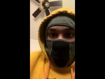 Aztecabrownboy Chaturbate stream image from January 25, 2025