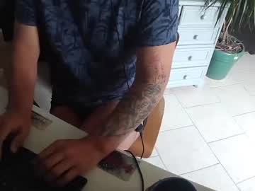 Exibdevil Chaturbate stream image from January 25, 2025