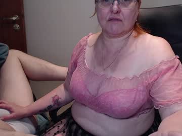 Joannaandneighbour Chaturbate stream image from January 25, 2025