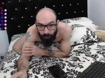 Raul27big Chaturbate stream image from January 25, 2025