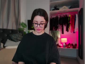 Semily_Super Chaturbate stream image from January 25, 2025