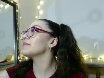 Verololli Chaturbate stream image from January 25, 2025
