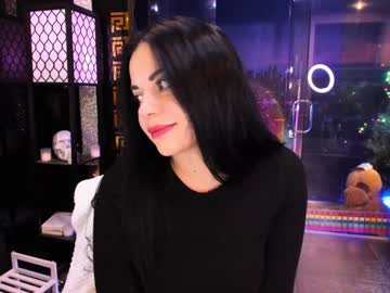 Alma_Pearl Chaturbate stream image from January 25, 2025