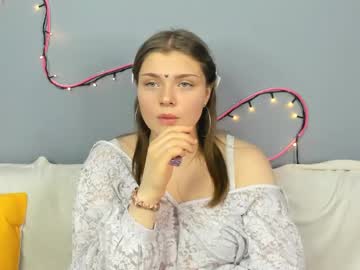Kira_Mimi Chaturbate stream image from January 25, 2025