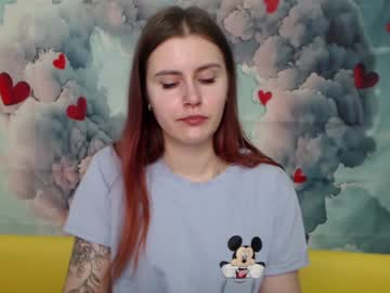 Mollytravis Chaturbate stream image from January 25, 2025