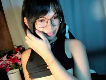 Momoring_Meow Chaturbate stream image from January 25, 2025