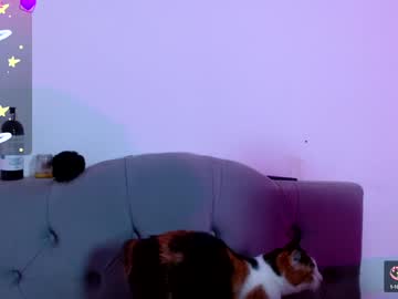 Red_Moonn Chaturbate stream image from January 25, 2025