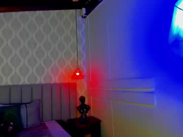 Revenmiller Chaturbate stream image from January 25, 2025