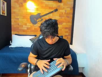 Zeus_18_ Chaturbate stream image from January 25, 2025