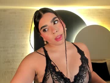 Georginarusso Chaturbate stream image from January 25, 2025
