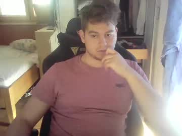 Iloveyoutoo2000 Chaturbate stream image from January 25, 2025
