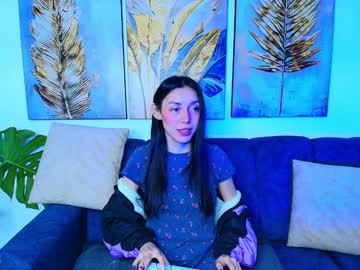 Laia_Price Chaturbate stream image from January 25, 2025