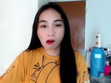 Sweetlilly_18 Chaturbate stream image from January 25, 2025