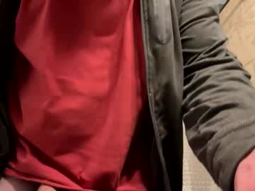 Tittyzandbeer Chaturbate stream image from January 25, 2025