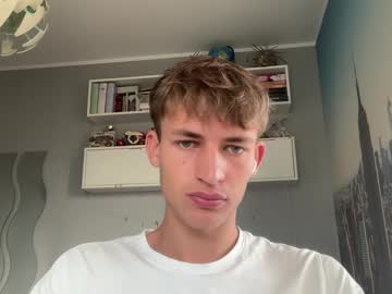 Daniosunshine Chaturbate stream image from January 25, 2025