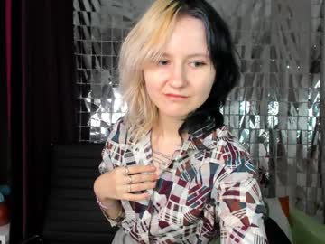 Girl_Next_Doorr Chaturbate stream image from January 25, 2025