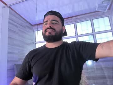 Michaelbear_ Chaturbate stream image from January 25, 2025
