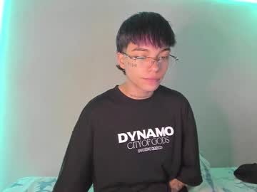 Submissive_Boyy_ Chaturbate stream image from January 25, 2025