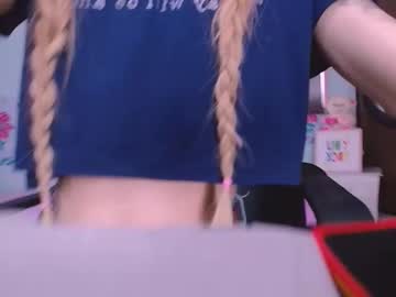 Gabbyhills_ Chaturbate stream image from January 25, 2025