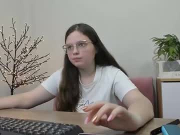 Sophiedreamss Chaturbate stream image from January 25, 2025