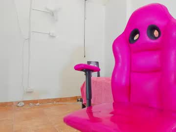 Neblina_Mestiza Chaturbate stream image from January 25, 2025