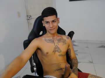 Pia27124185 Chaturbate stream image from January 25, 2025