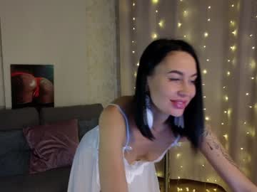 Lilu5107 Chaturbate stream image from January 25, 2025