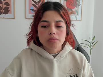 Shylittlebunny Chaturbate stream image from January 25, 2025