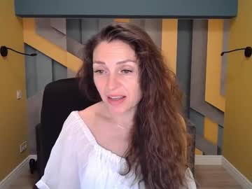 Ellalongs Chaturbate stream image from January 25, 2025