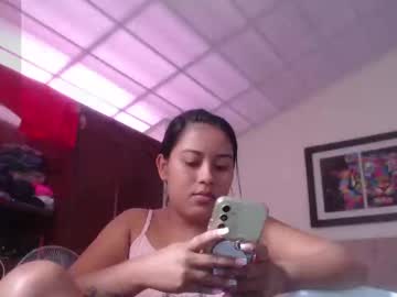 Leslyandika Chaturbate stream image from January 25, 2025