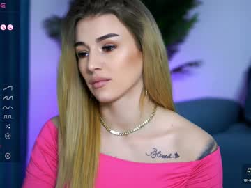 Babbyaisha Chaturbate stream image from January 25, 2025
