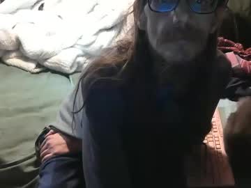 Dozenloki Chaturbate stream image from January 25, 2025