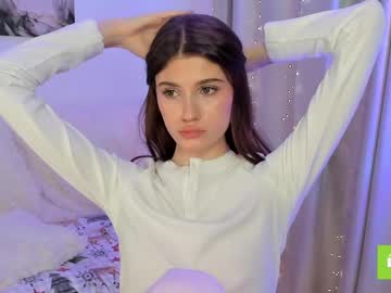 Peach_Mila Chaturbate stream image from January 25, 2025